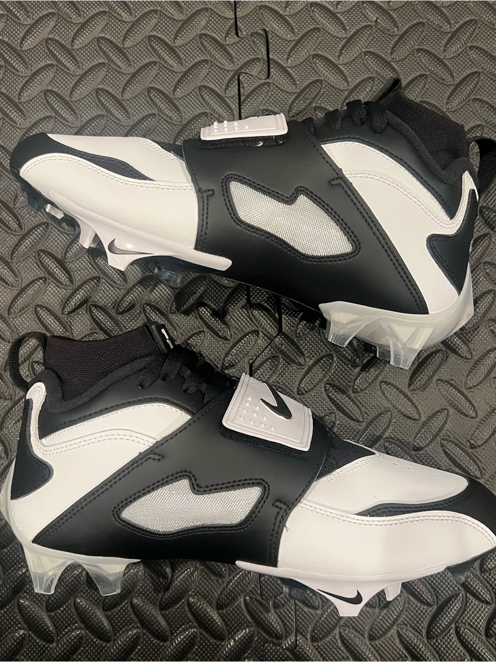 Nike Vapor Edge Diamond Turf ‘93 TD ‘Black White’ HF5298-101 Size 7